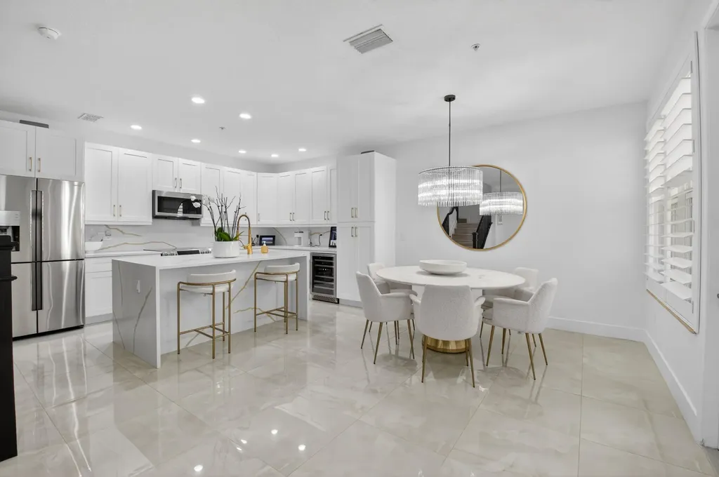 5022 NW 16th Way Boca Raton FL 33431