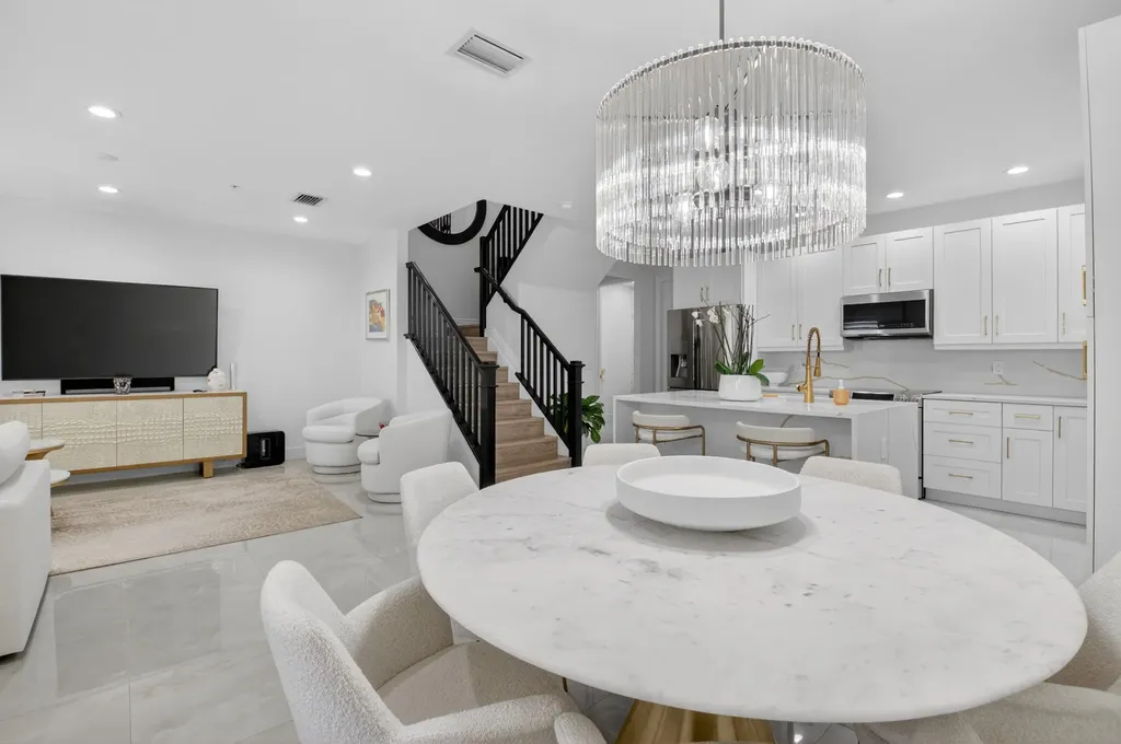 5022 NW 16th Way Boca Raton FL 33431