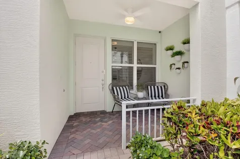 5022 NW 16th Way Boca Raton FL 33431