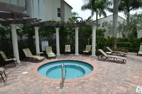 5022 NW 16th Way Boca Raton FL 33431
