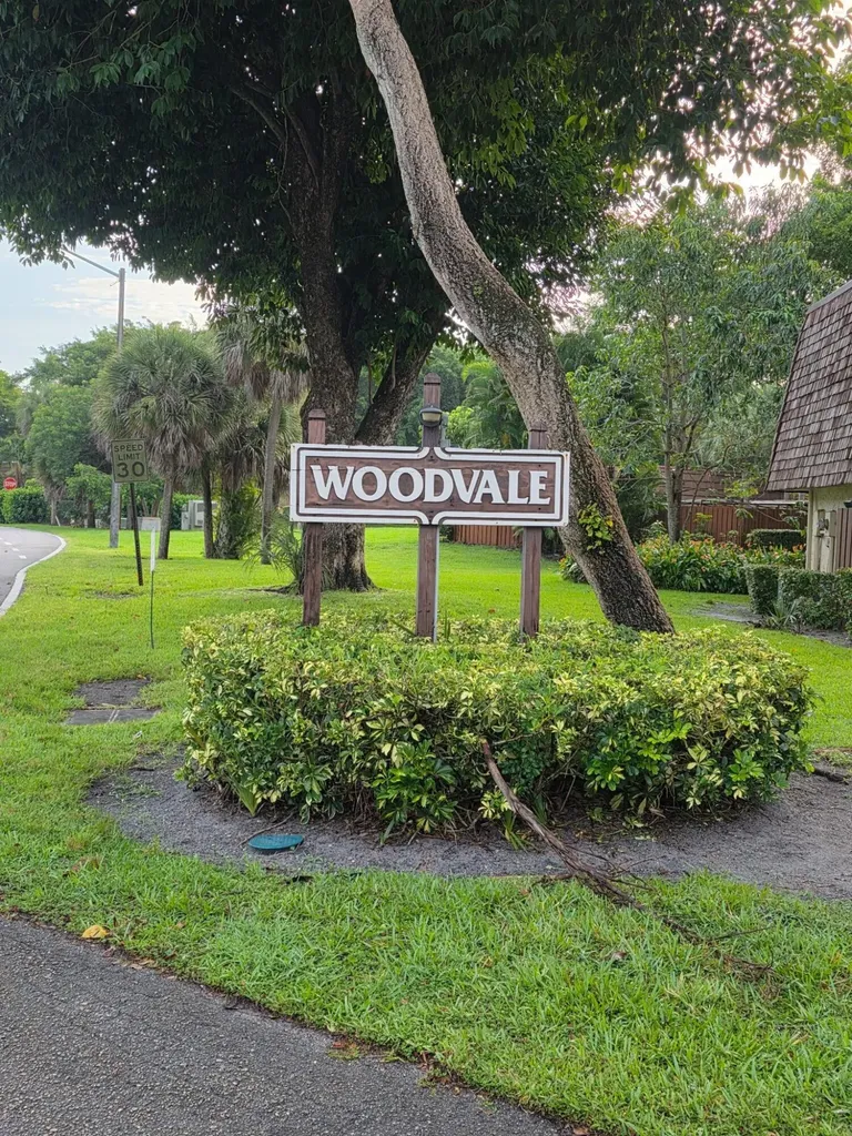 2161 Orange Grove Drive Davie FL 33324