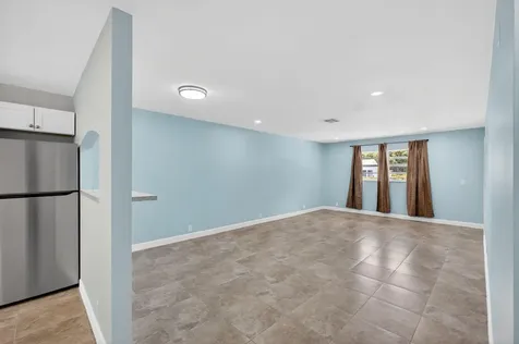 9484 Sun Court Palm Beach Gardens FL 33403