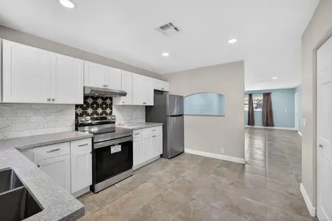 9484 Sun Court Palm Beach Gardens FL 33403