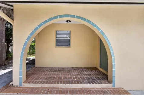 9484 Sun Court Palm Beach Gardens FL 33403