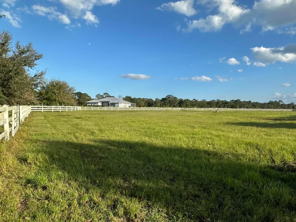 17801 Wagonwheel Lane Port St Lucie FL 34987