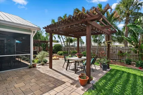 8093 SE Carlton Street Hobe Sound FL 33455