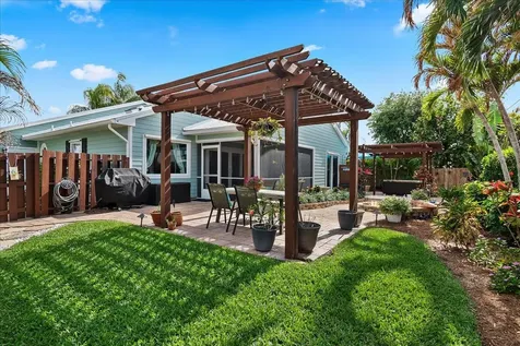 8093 SE Carlton Street Hobe Sound FL 33455