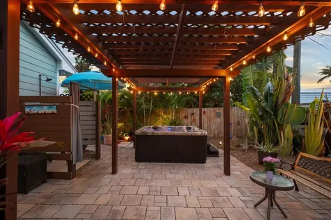 8093 SE Carlton Street Hobe Sound FL 33455