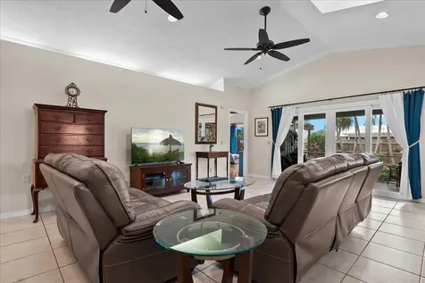 8093 SE Carlton Street Hobe Sound FL 33455