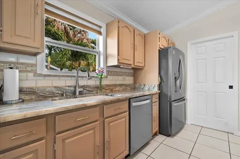 8093 SE Carlton Street Hobe Sound FL 33455