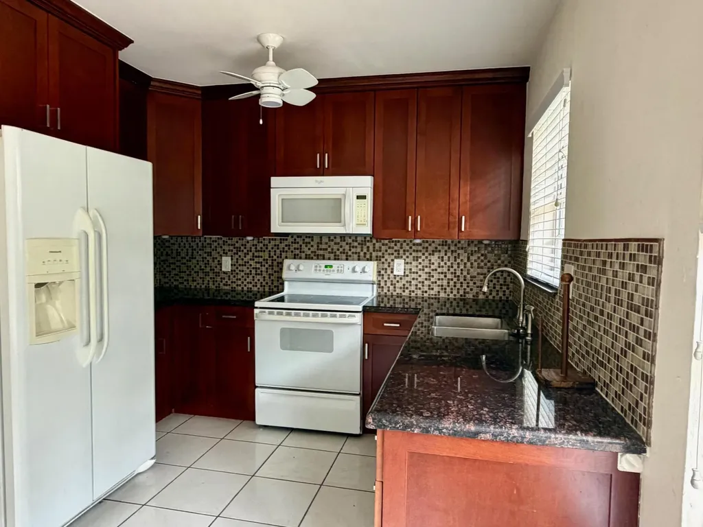 1412 NE 14th Place Fort Lauderdale FL 33304