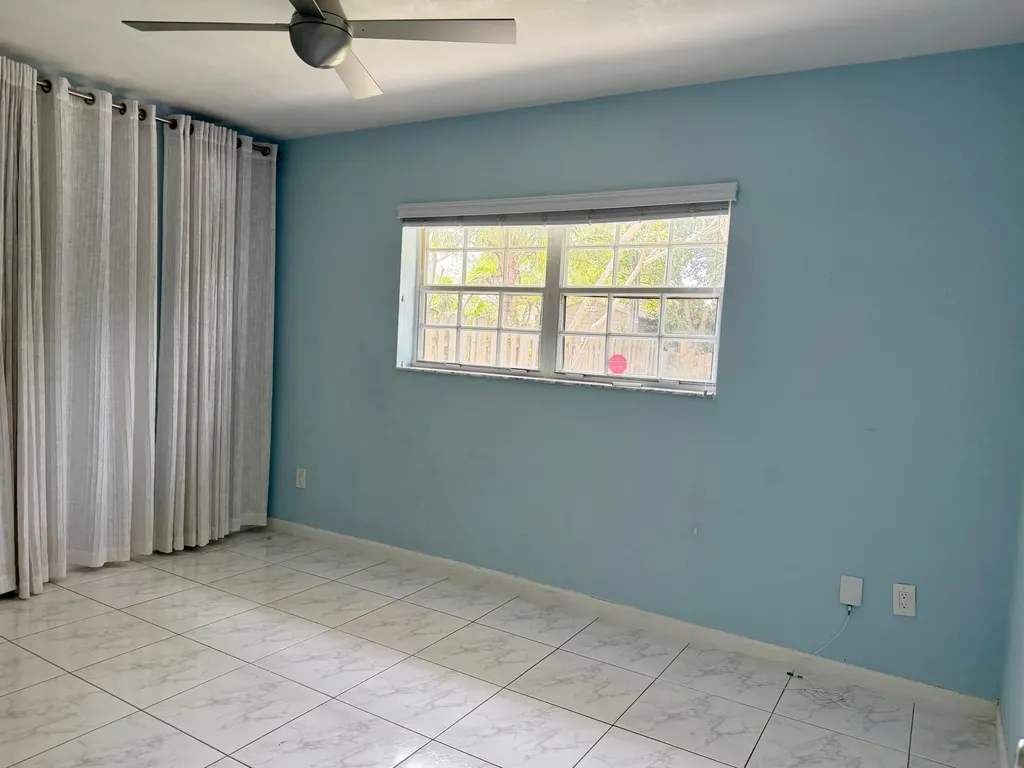 1412 NE 14th Place Fort Lauderdale FL 33304