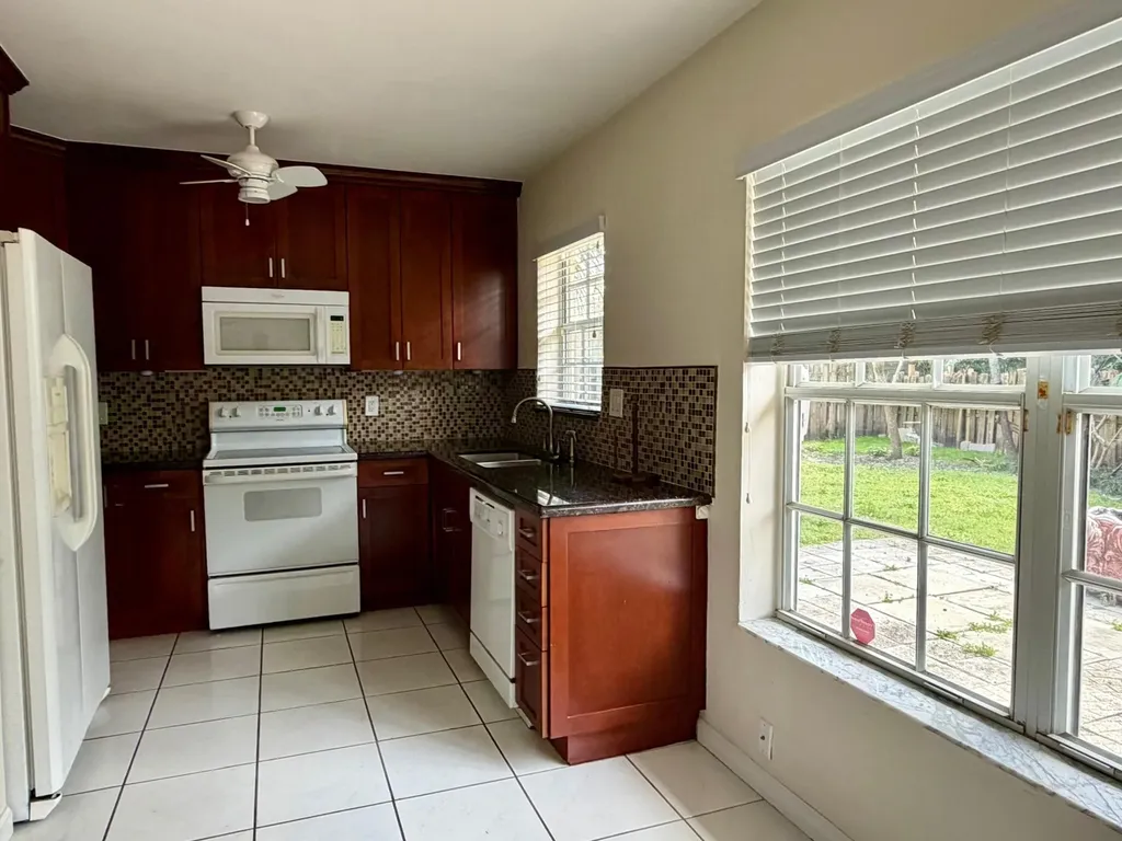 1412 NE 14th Place Fort Lauderdale FL 33304