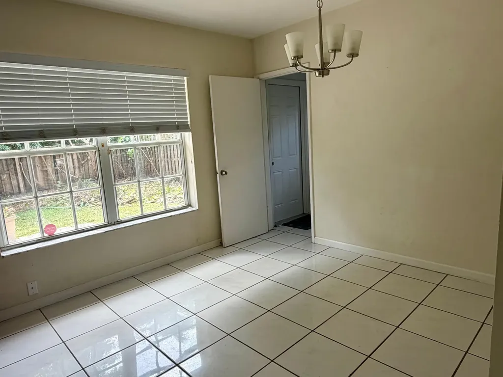 1412 NE 14th Place Fort Lauderdale FL 33304