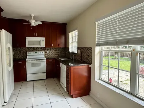 1412 NE 14th Place Fort Lauderdale FL 33304