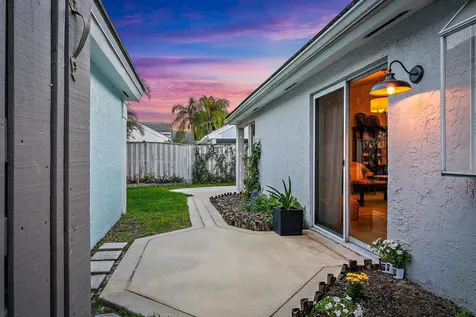 58 Admirals Court Palm Beach Gardens FL 33418