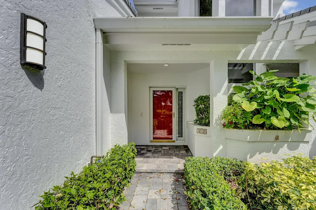 310 Spyglass Way Jupiter FL 33477