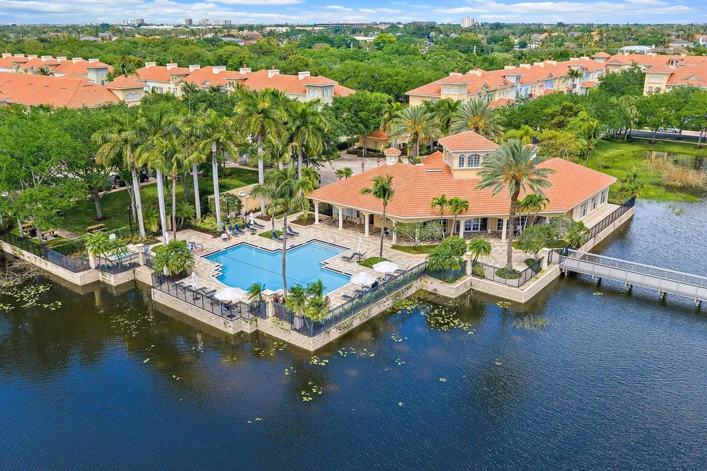 2715 Ravella Way Palm Beach Gardens FL 33410
