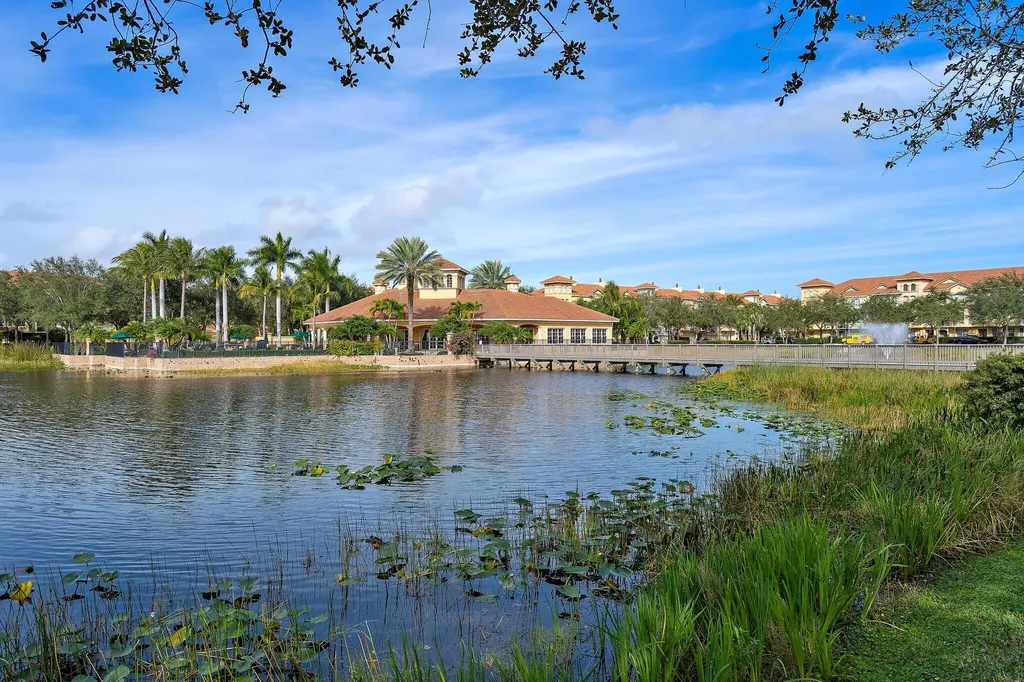 2715 Ravella Way Palm Beach Gardens FL 33410