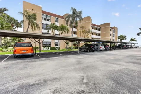 3382 NE Causeway Boulevard Jensen Beach FL 34957