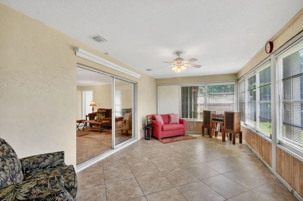 3950 Aladdin Avenue Boynton Beach FL 33436