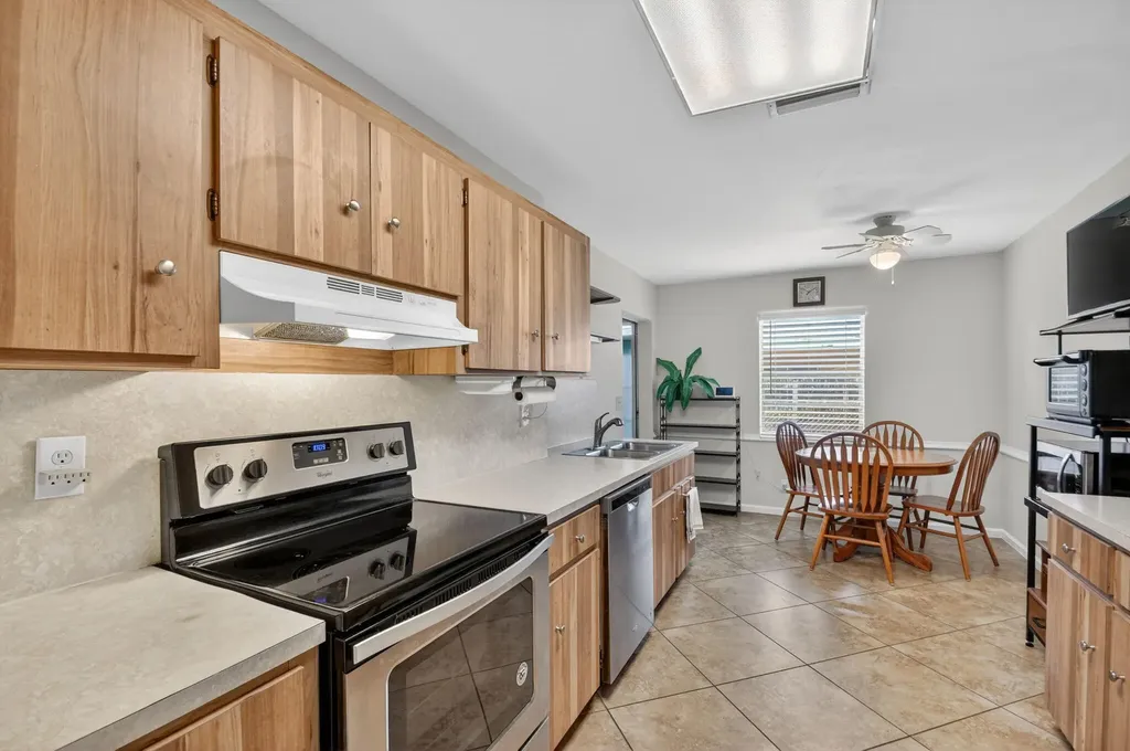 3950 Aladdin Avenue Boynton Beach FL 33436