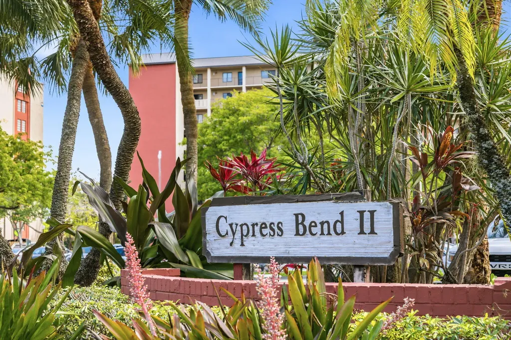 2202 S Cypress Bend Drive Pompano Beach FL 33069