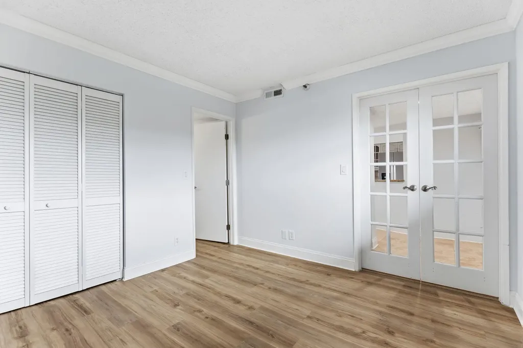 2202 S Cypress Bend Drive Pompano Beach FL 33069