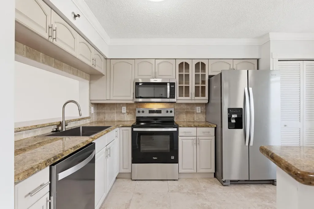 2202 S Cypress Bend Drive Pompano Beach FL 33069