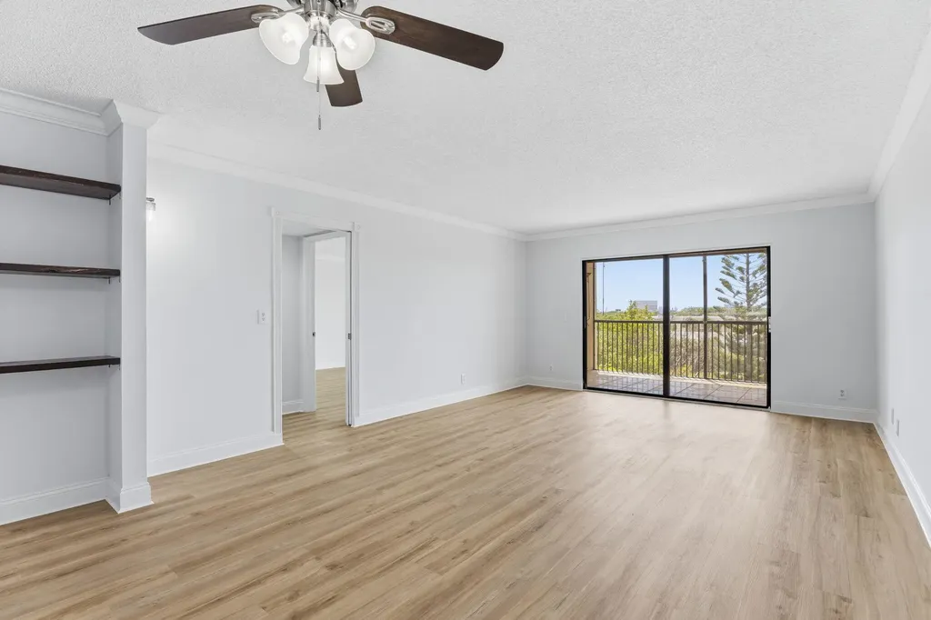 2202 S Cypress Bend Drive Pompano Beach FL 33069