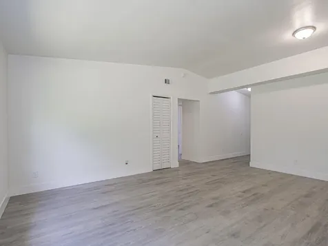 734 5th Place SW Vero Beach FL 32962