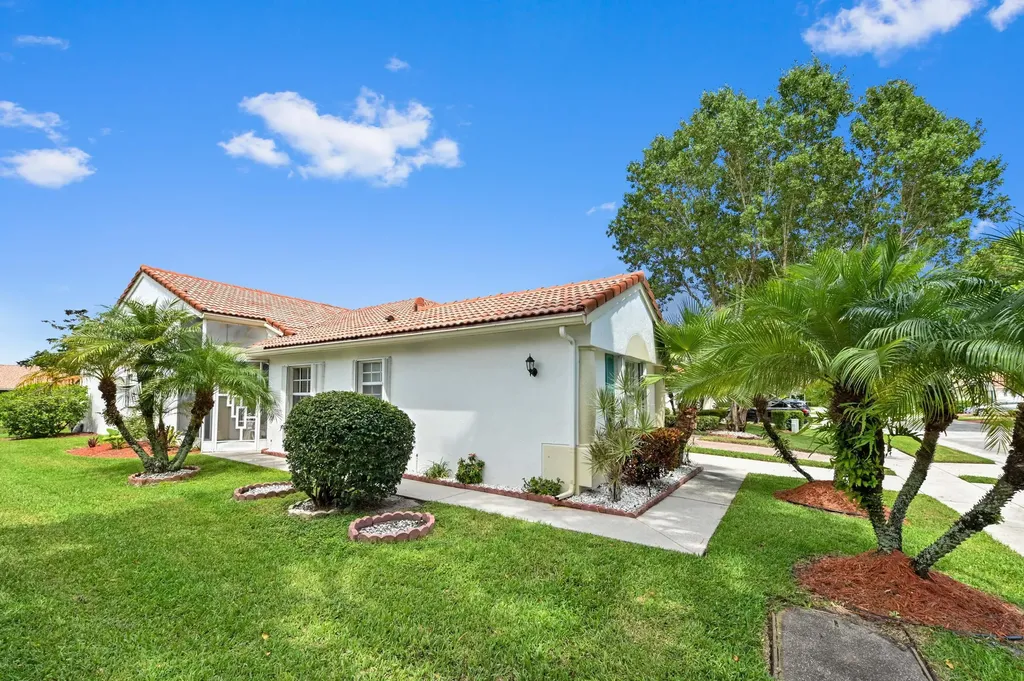 6077 Lake Hibiscus Drive Delray Beach FL 33484