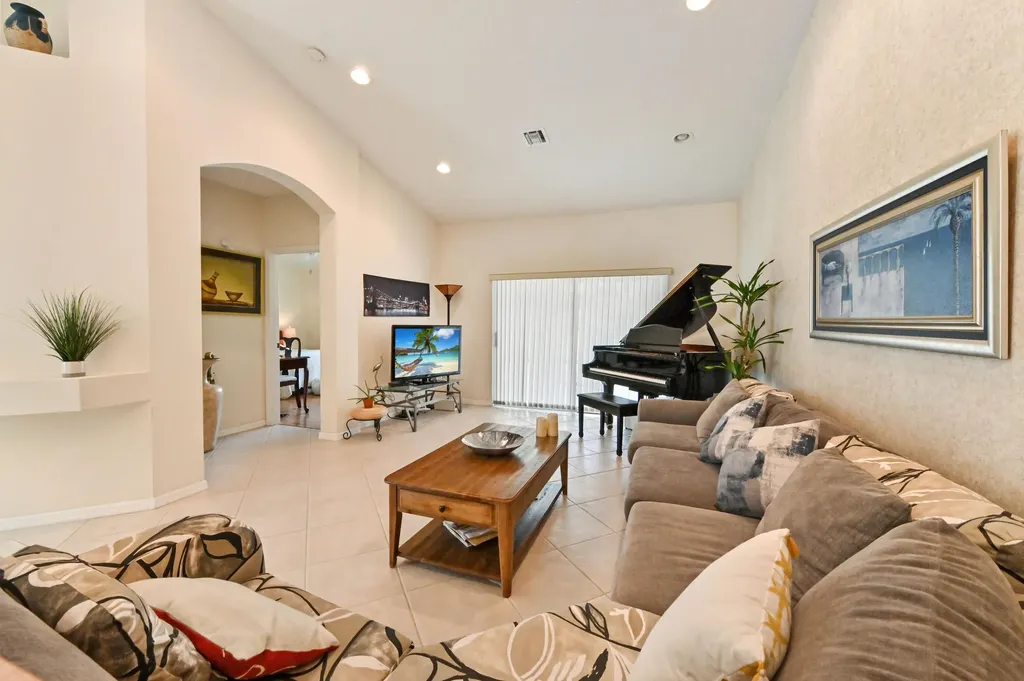 6077 Lake Hibiscus Drive Delray Beach FL 33484