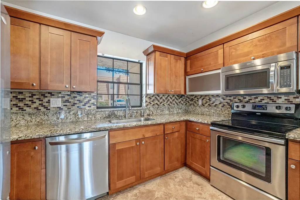 167 NW 115th Terrace Plantation FL 33325