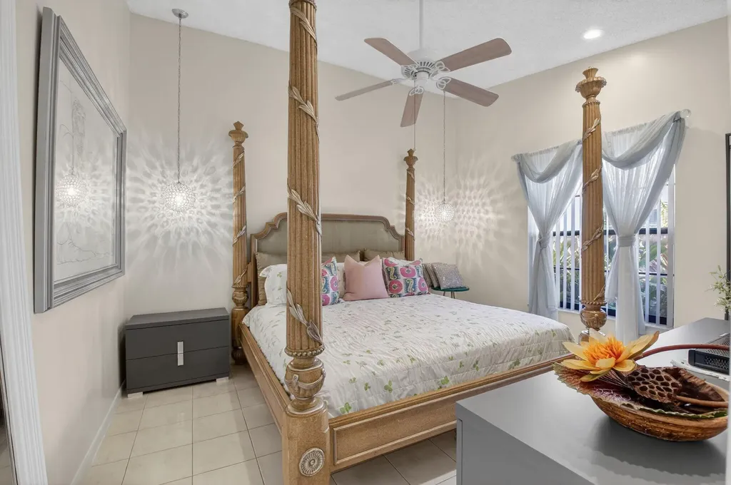 4560 Catamaran Circle Boynton Beach FL 33436