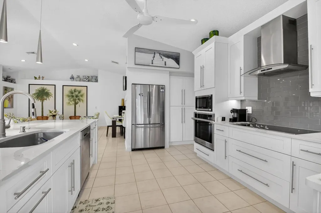 4560 Catamaran Circle Boynton Beach FL 33436