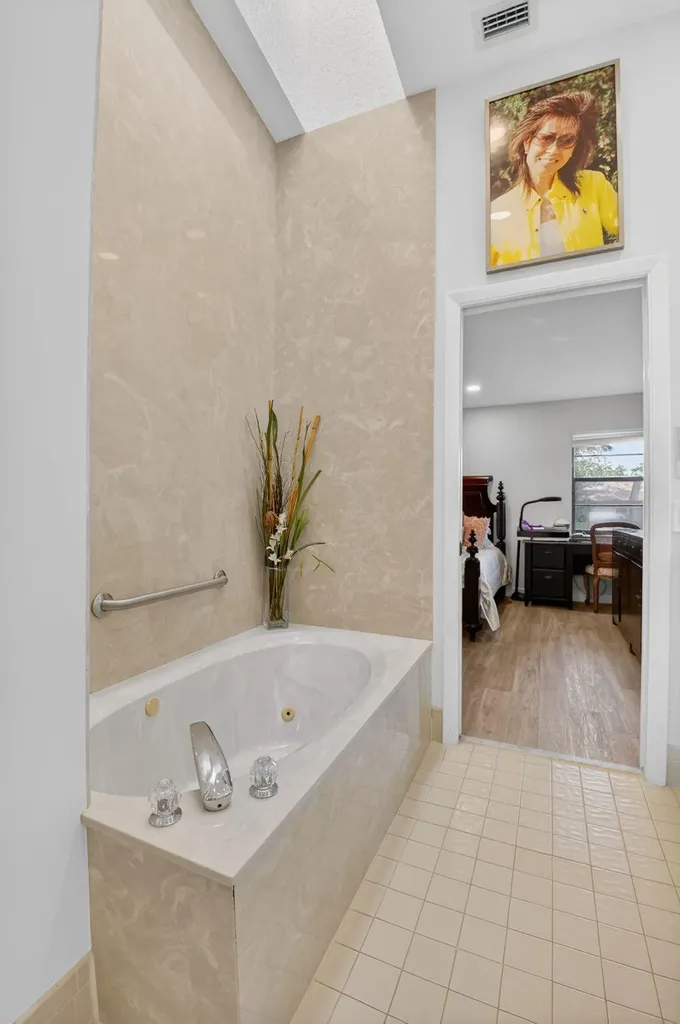 4560 Catamaran Circle Boynton Beach FL 33436