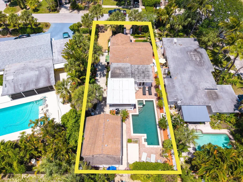 205 N 18th Avenue Avenue N Lake Worth Beach FL 33460
