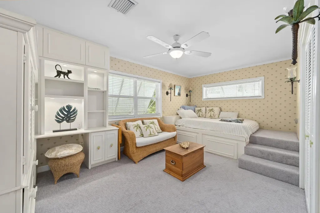 205 N 18th Avenue Avenue N Lake Worth Beach FL 33460