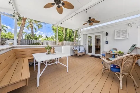205 N 18th Avenue Avenue N Lake Worth Beach FL 33460