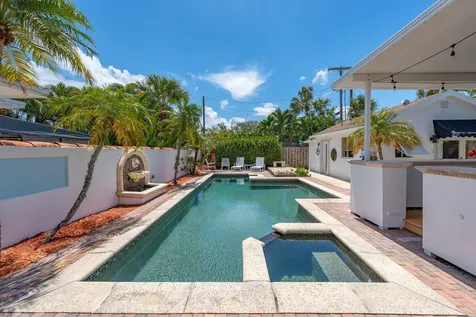 205 N 18th Avenue Avenue N Lake Worth Beach FL 33460