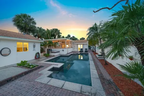 205 N 18th Avenue Avenue N Lake Worth Beach FL 33460
