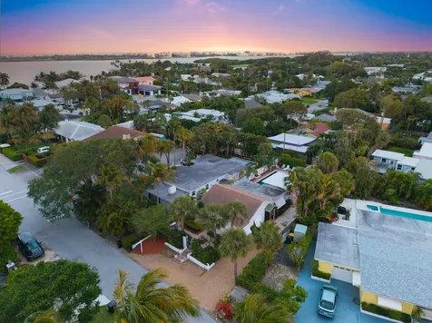 205 N 18th Avenue Avenue N Lake Worth Beach FL 33460