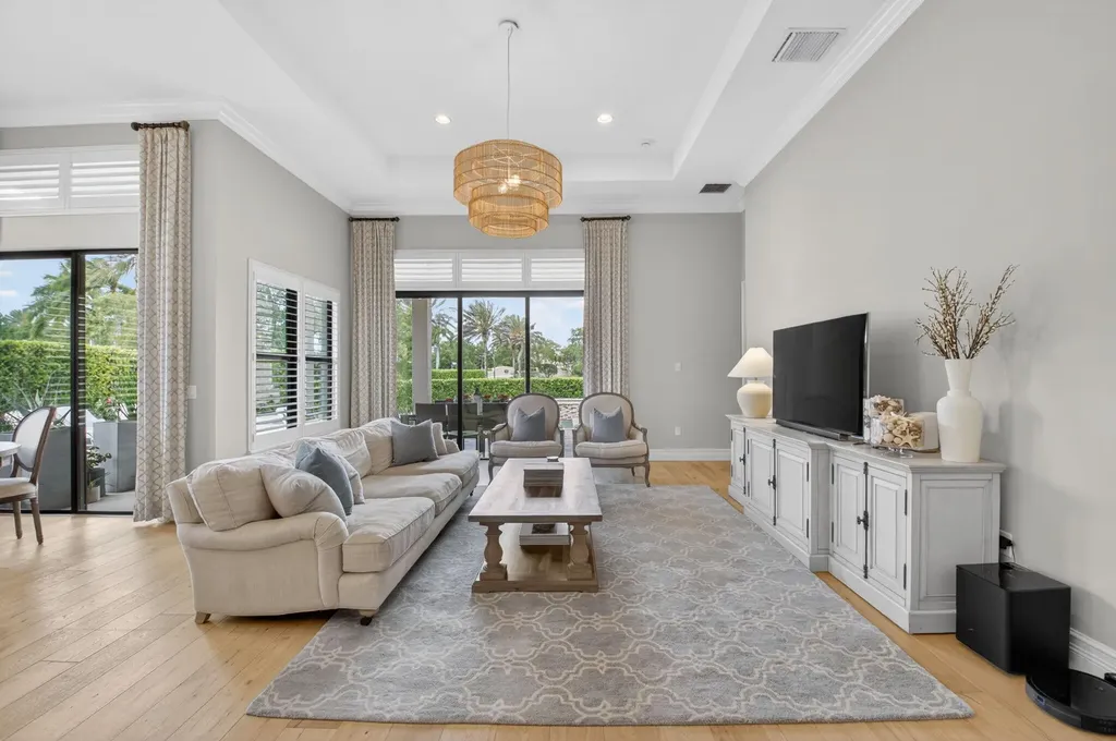 8247 Lawson Bridge Lane Delray Beach FL 33446