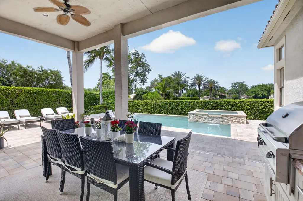 8247 Lawson Bridge Lane Delray Beach FL 33446