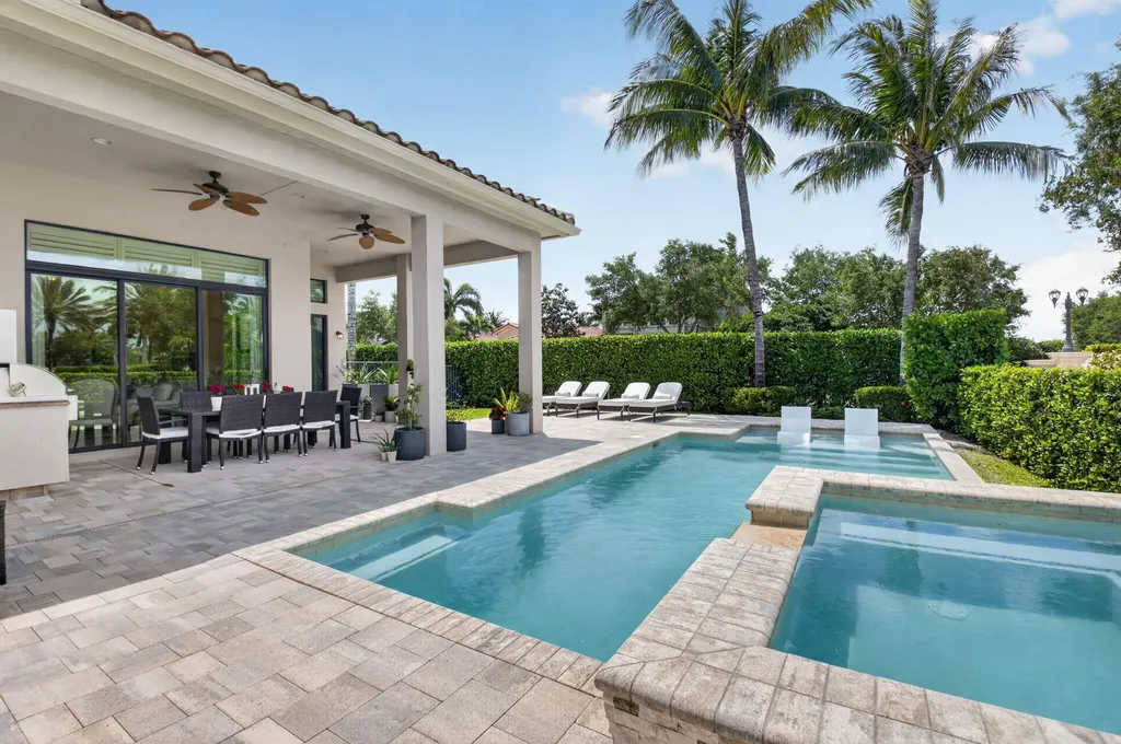 8247 Lawson Bridge Lane Delray Beach FL 33446