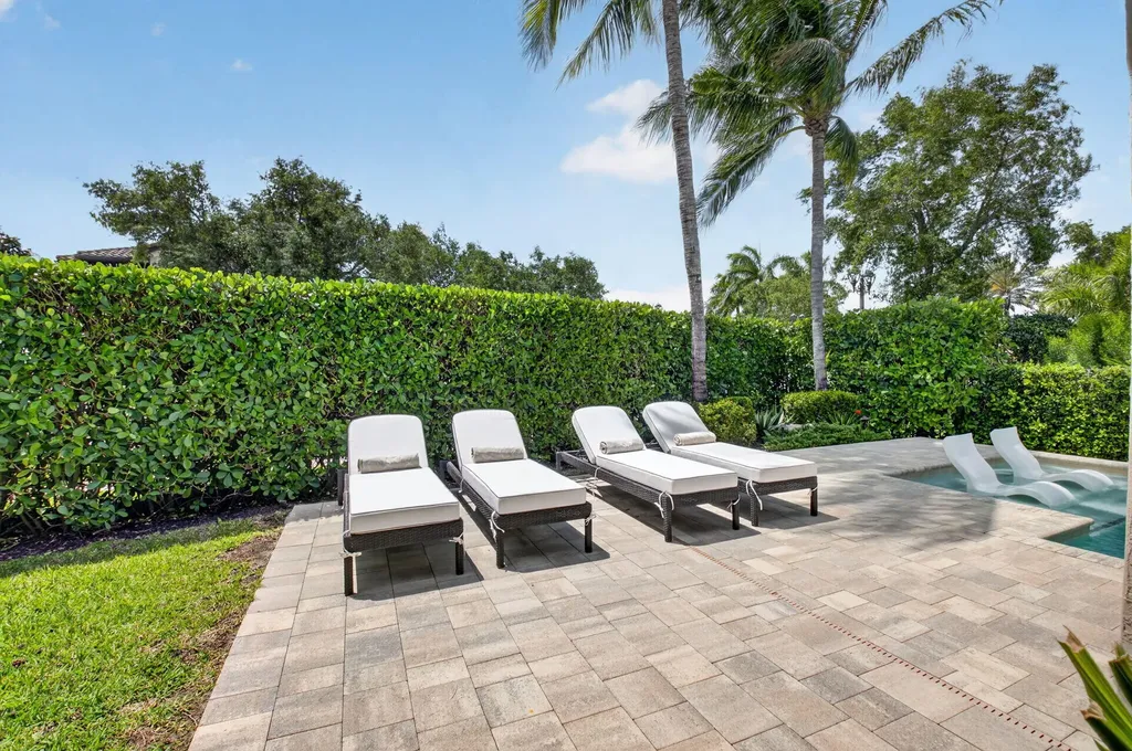 8247 Lawson Bridge Lane Delray Beach FL 33446