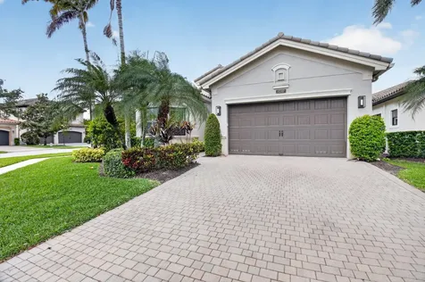 8247 Lawson Bridge Lane Delray Beach FL 33446