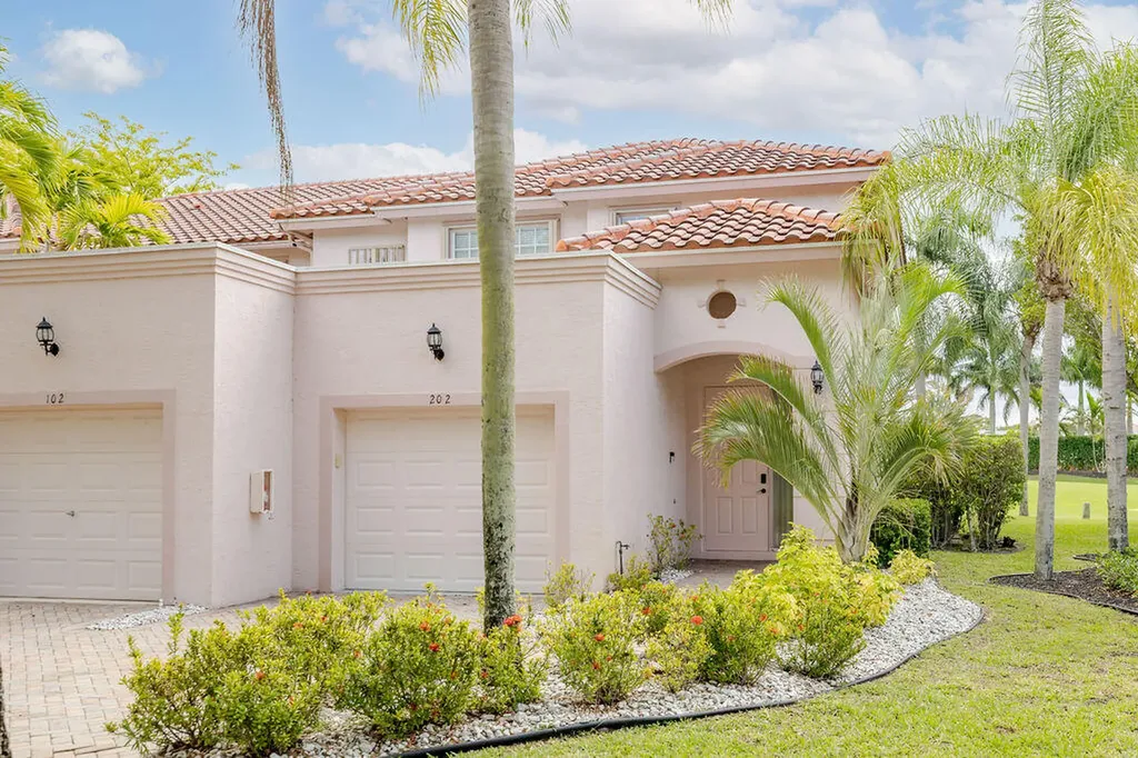 8050 Aberdeen Drive Boynton Beach FL 33472
