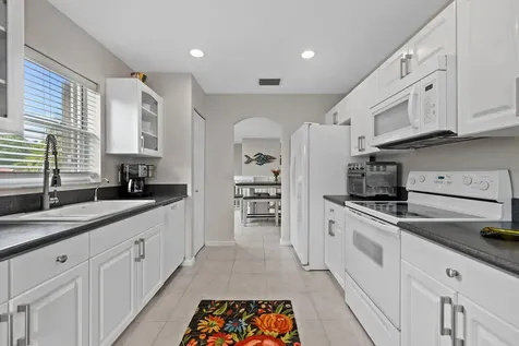 8050 Aberdeen Drive Boynton Beach FL 33472